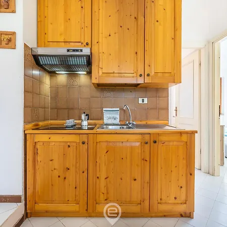 Estay - Henry's House - 300mt From The Sea Apartment *